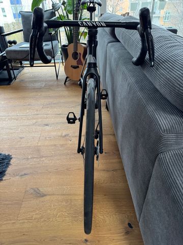 Used Canyon Aeroad CFR Di2 2024 2024 Road & Gravel, Black — image 3 of 7