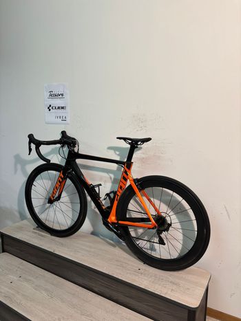 Used Giant PRO 1 2016 Road & Gravel, Orange — image 2 of 13