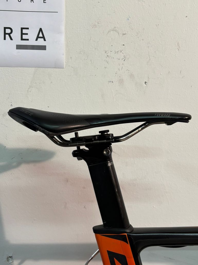 Used Giant PRO 1 2016 Road & Gravel, Orange — image 10 of 13