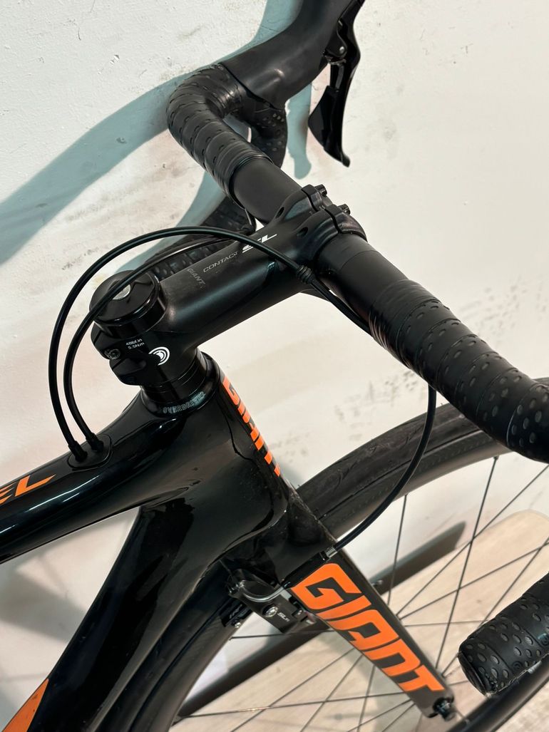 Used Giant PRO 1 2016 Road & Gravel, Orange — image 11 of 13