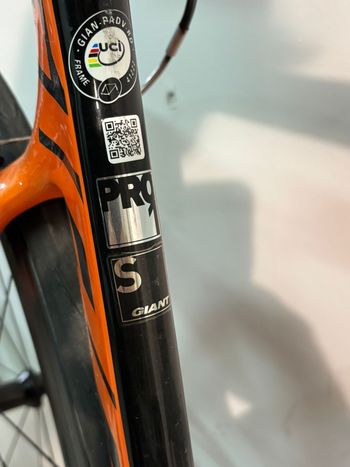 Used Giant PRO 1 2016 Road & Gravel, Orange — image 9 of 13
