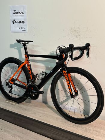 Used Giant PRO 1 2016 Road & Gravel, Orange — image 6 of 13