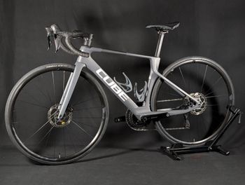 Used CUBE AGREE C:62 2022 2022 Road & Gravel, Light Gray — image 4 of 14
