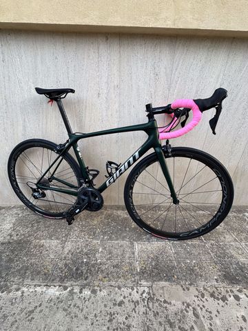 Used Giant TCR Advanced Pro Team 2019 2019 Road & Gravel, Green — image 2 of 3