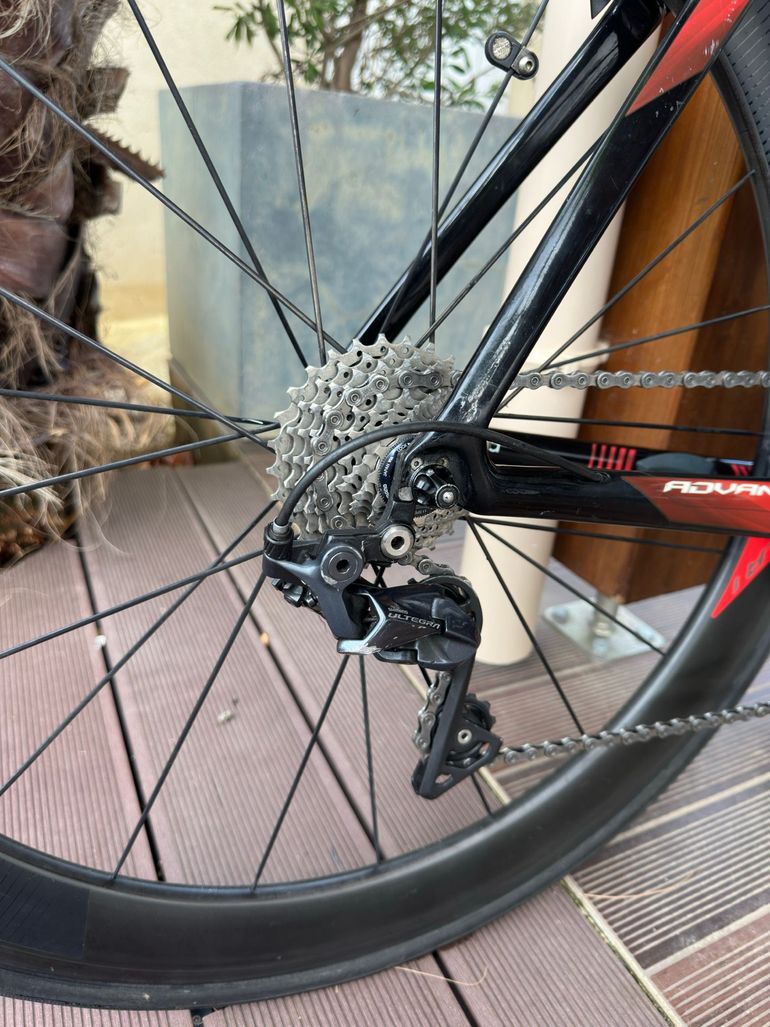 Used Giant Propel Advanced Pro 2018 Road & Gravel, Red — image 4 of 11