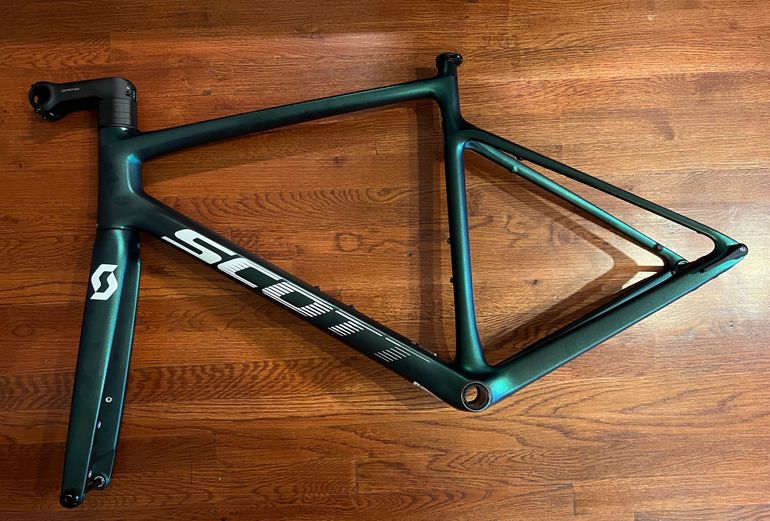 Used Scott Addict 20 2022 Frameset 2022 Road & Gravel, Green — image 2 of 10