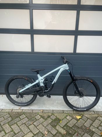 Used Trek Slash 8 Gen 6 2025 2025 MTB