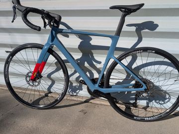 Used Cannondale SuperSix EVO 4 2024 2024 Road & Gravel, Blue — image 2 of 11