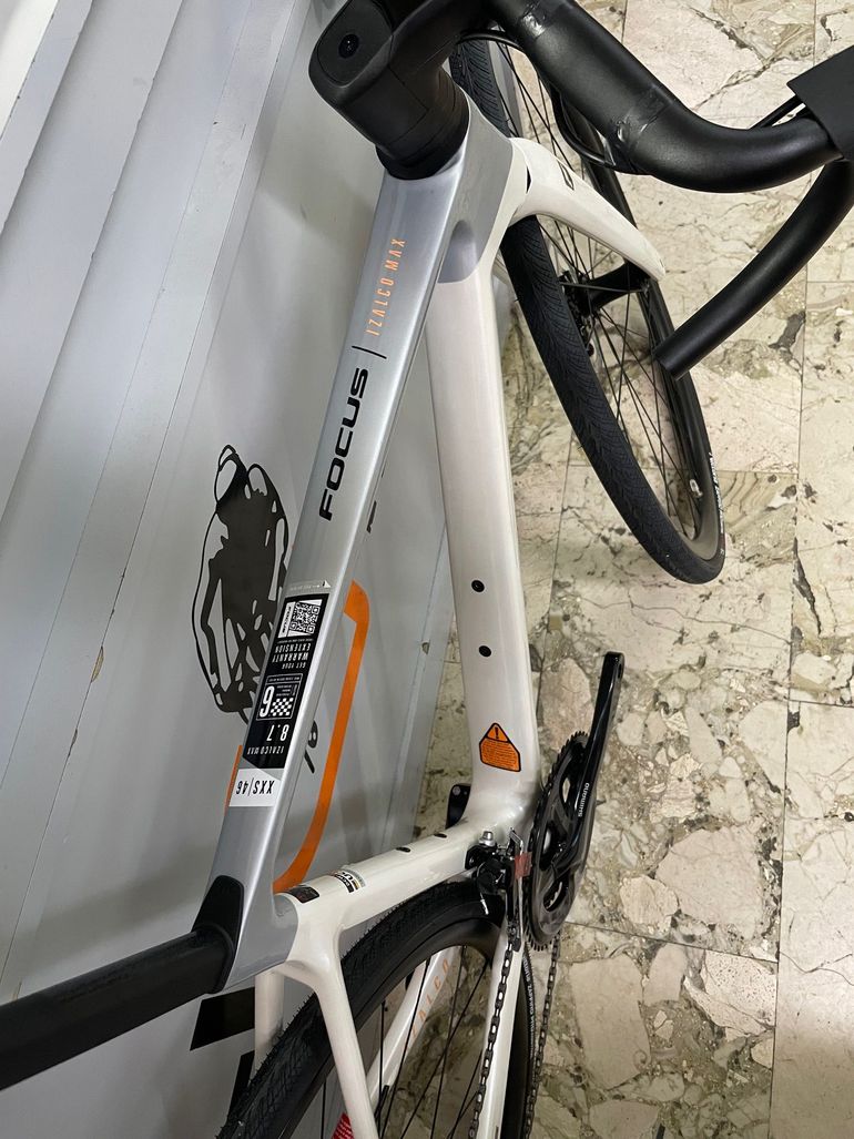 Used Focus IZALCO MAX 8.7 2024 2024 Road & Gravel, White — image 5 of 7