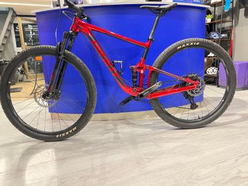 Used Giant Anthem 1 NX Eagle 2019 2019 Mountainbike, Red, 27.5 — image 2 of 7