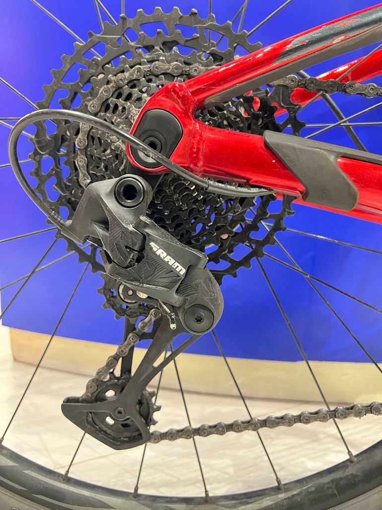 Used Giant Anthem 1 NX Eagle 2019 2019 Mountainbike, Red, 27.5 — image 7 of 7