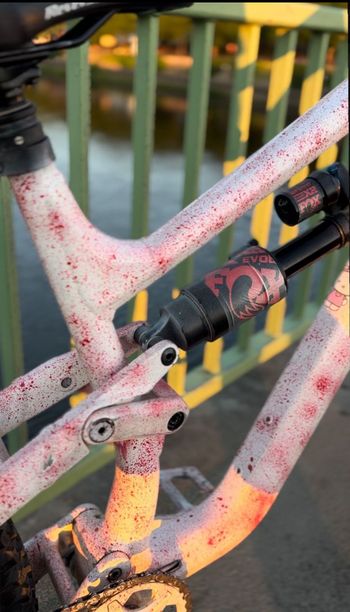 Used Canyon Torque Shimano SLX 2022 Mountainbike, White — image 3 of 7