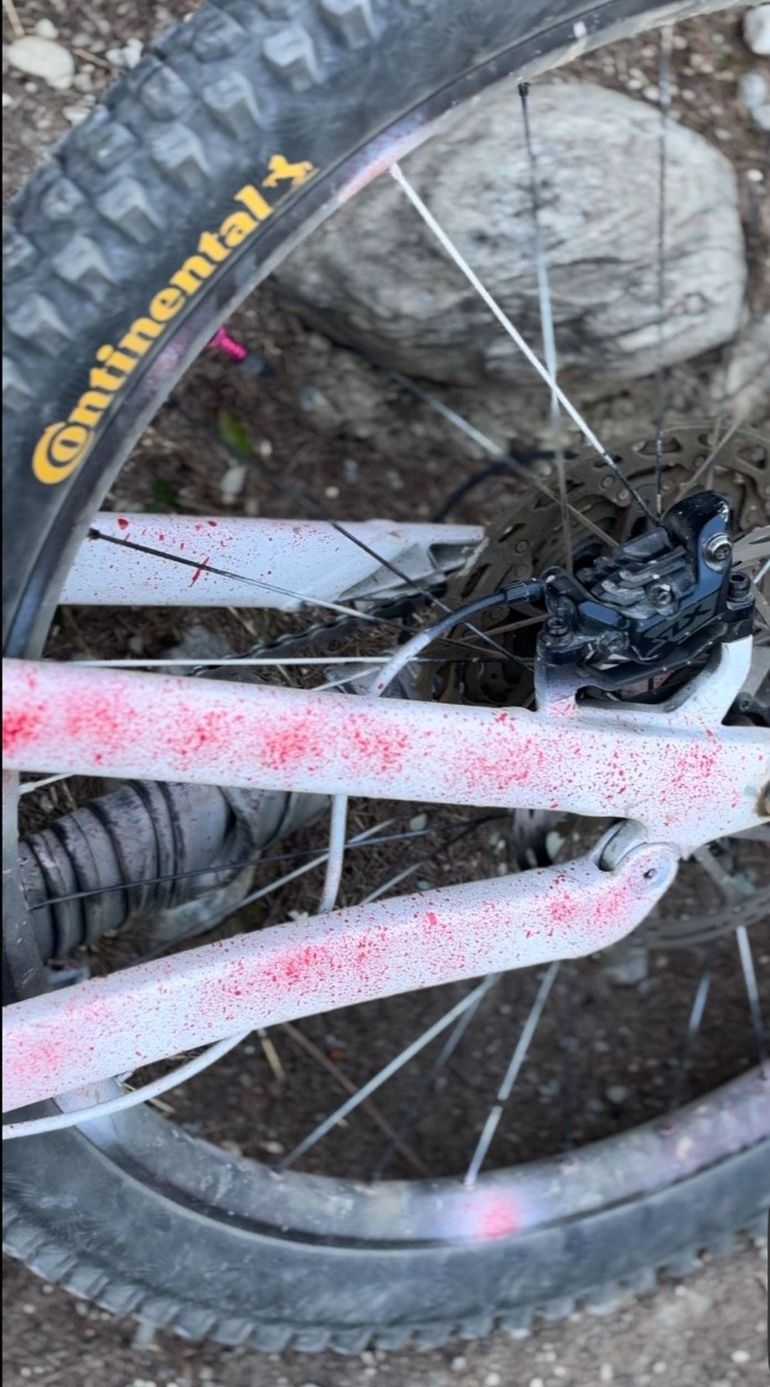 Used Canyon Torque Shimano SLX 2022 Mountainbike, White — image 4 of 7