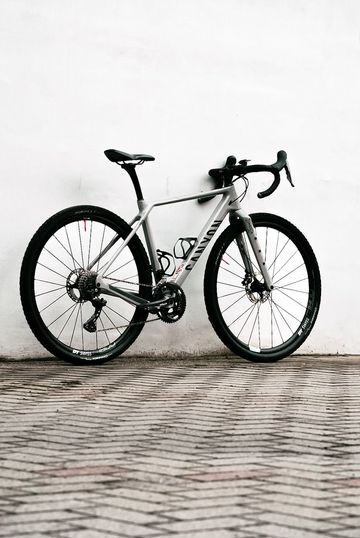 Used Canyon Grizl CF SL 8 2022 2022 Road & Gravel, Light Gray — image 11 of 12