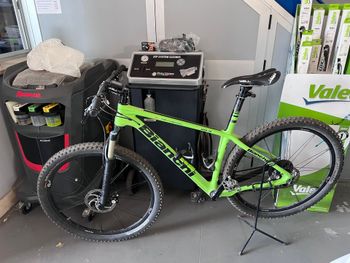 Used Bianchi Methanol 29.3 SX 2017 2017 Mountainbike, Green, 29 — image 2 of 3