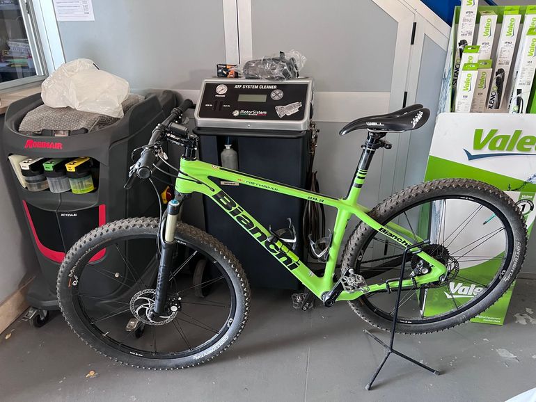 Used Bianchi Methanol 29.3 SX 2017 2017 Mountainbike, Green, 29 — image 2 of 3