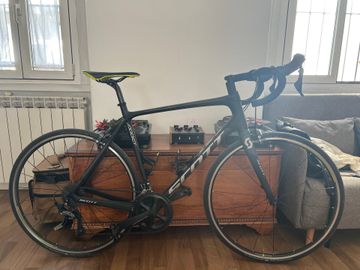Used Scott Addict 10 disc 2019 2019 Road & Gravel, Black — image 2 of 4