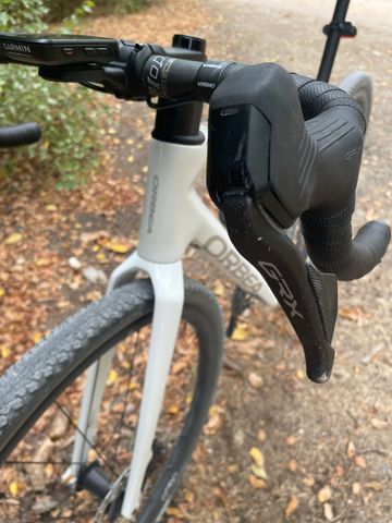 Used Orbea TERRA M20iTEAM 2024 2024 Road & Gravel, White — image 4 of 5