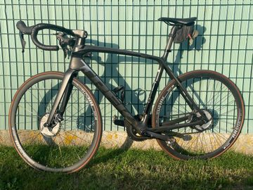 Used Trek Slr 6 2021 Road & Gravel, Black — image 1 of 10