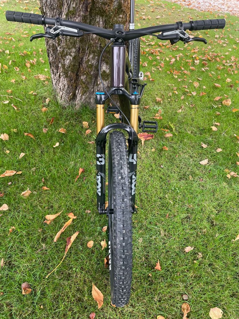Used Canyon Neuron CF LTD 2024 2024 Mountainbike, Light Gray, 29 — image 7 of 8