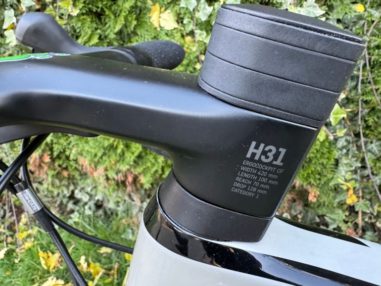 Used Canyon Endurace CF SL 8 2022 2022 Road & Gravel, Light Gray — image 2 of 12