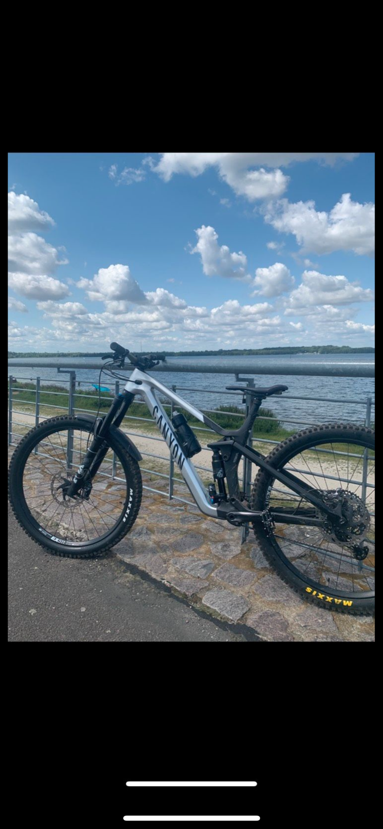 Used Canyon Strive CFR Underdog 2024 2024 Mountainbike, Light Gray, 29 — image 2 of 3