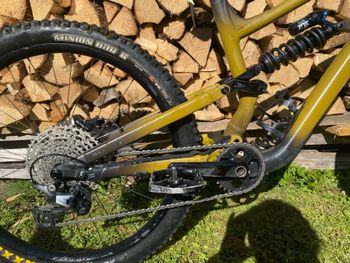 Specialized STATUS 2 170 2024 Frameset 2024 Mountainbike usato, Nero — immagine 3 di 5