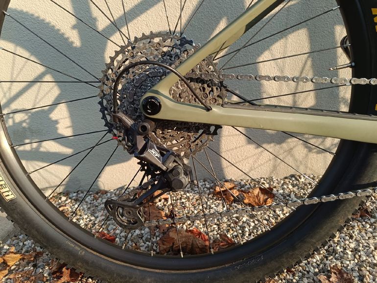 Used Orbea ALMA M30 2023 2023 Mountainbike, Green, 29 — image 3 of 3