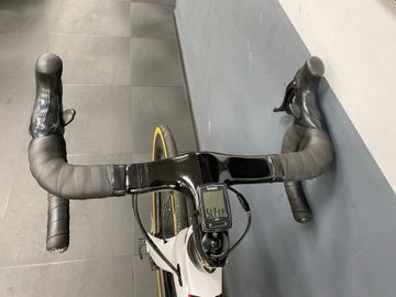 Used Pinarello DOGMA F10 2020 Road & Gravel, White — image 10 of 10