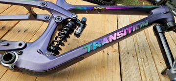 Used Transition Spire Carbon 2022 Mountainbike, Purple — image 4 of 8