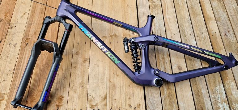 Used Transition Spire Carbon 2022 Mountainbike, Purple — image 2 of 8