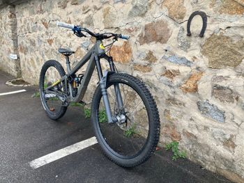 Used Pivot Firebird SRAM GX Eagle 2023 Mountainbike, Light Gray — image 7 of 7