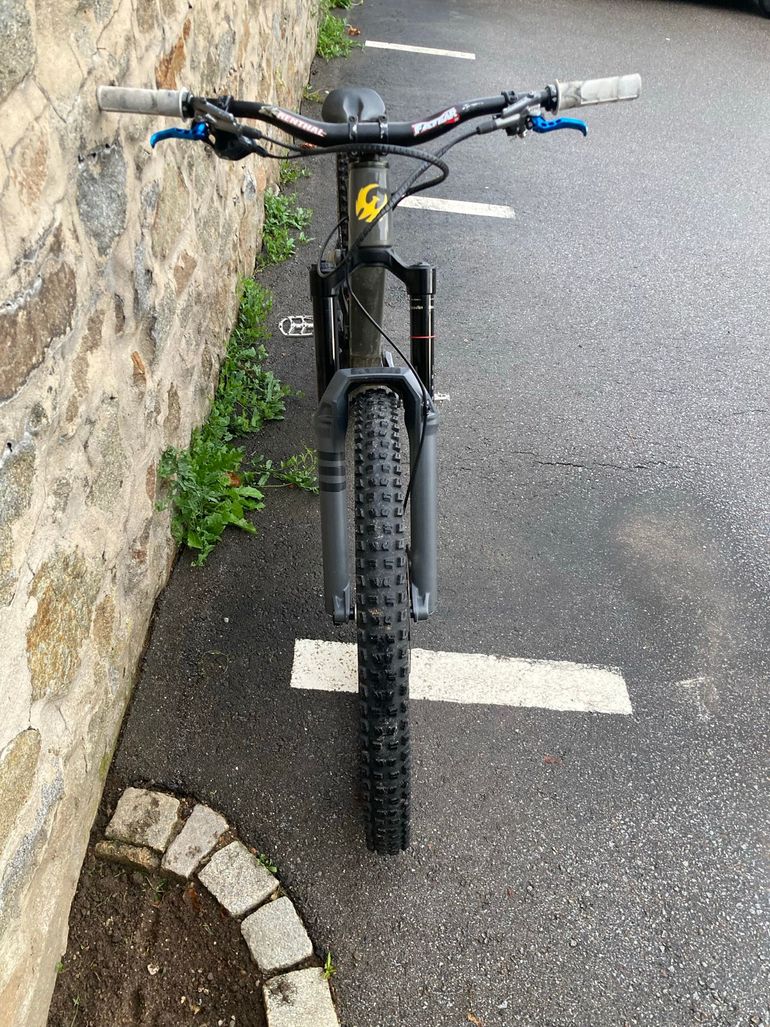 Used Pivot Firebird SRAM GX Eagle 2023 Mountainbike, Light Gray — image 6 of 7