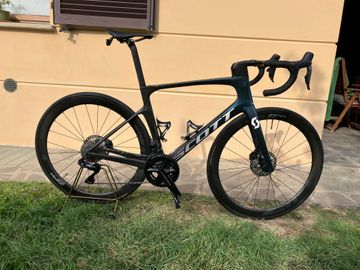 Used Scott Foil RC PRO 2022 2022 Road & Gravel, Blue — image 1 of 7
