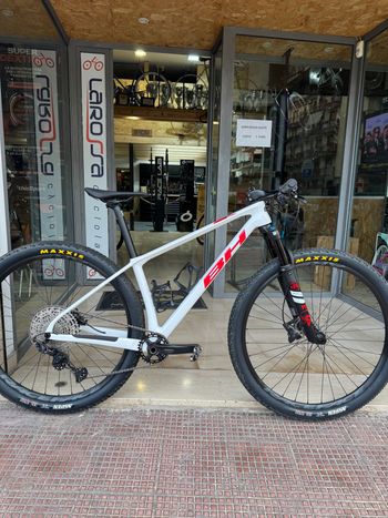 Used BH ULTIMATE 8.0 2024 MTB
