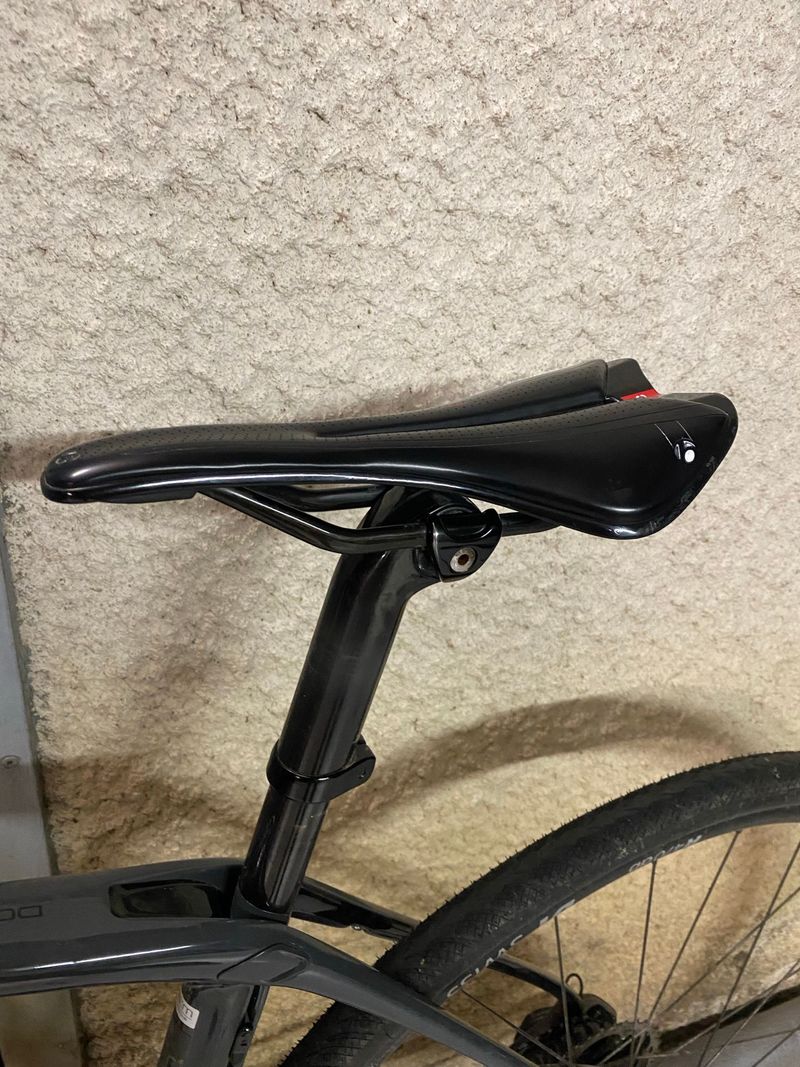 Used Trek SLR 2018 Road & Gravel, Light Gray — image 8 of 11