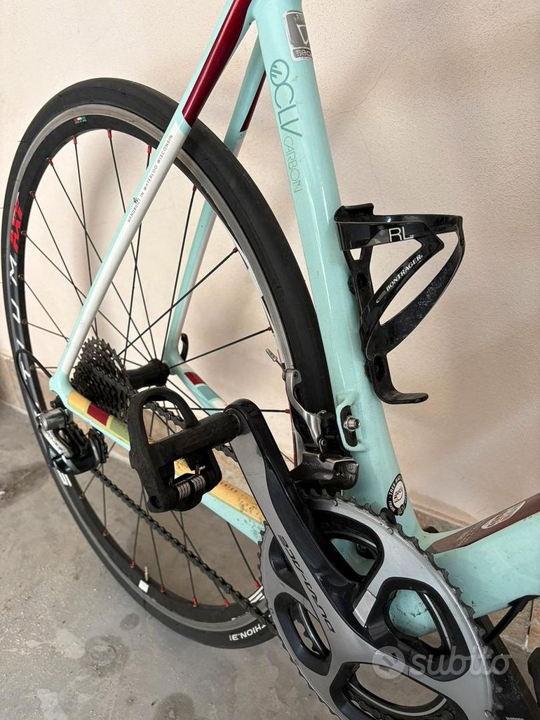 Used Trek Madone 2015 Road & Gravel, Green — image 3 of 4