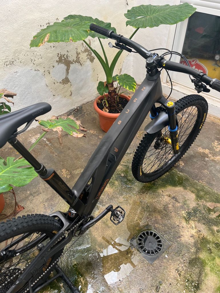 Used UNNO BURN Factory S3 2023 2023 Mountainbike, Black, 29, 27.5 — image 6 of 10