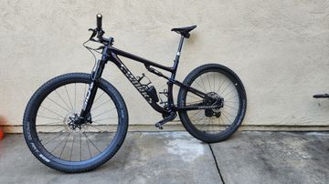 Used Specialized S-Works Epic 2024 2024 Mountainbike, Purple, 29 — image 2 of 6