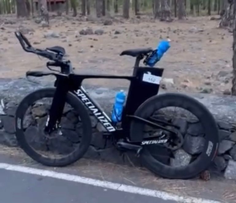 Used Specialized Shiv Expert Disc 2020 2020 Road & Gravel, Black — image 2 of 4