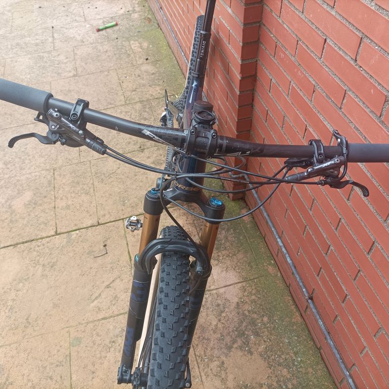 Used Orbea Oiz MPRO 2021 Mountainbike, Blue — image 2 of 7