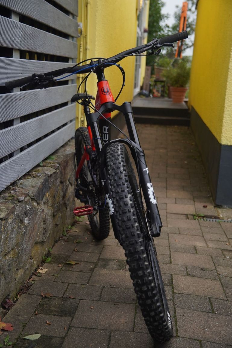 Used Mondraker FOXY R 2022 2022 Mountainbike, Red, 29 — image 7 of 9