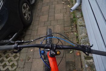 Used Mondraker FOXY R 2022 2022 Mountainbike, Red, 29 — image 6 of 9