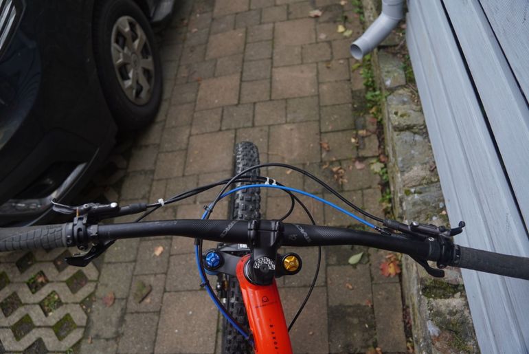 Used Mondraker FOXY R 2022 2022 Mountainbike, Red, 29 — image 6 of 9