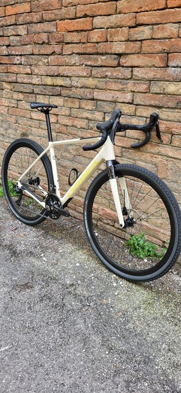 Used Orbea TERRA M20TEAM 2024 2024 Road & Gravel, White — image 6 of 10