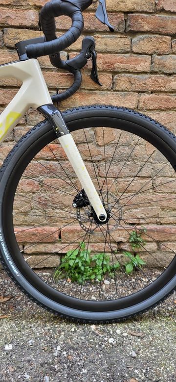 Used Orbea TERRA M20TEAM 2024 2024 Road & Gravel, White — image 5 of 10