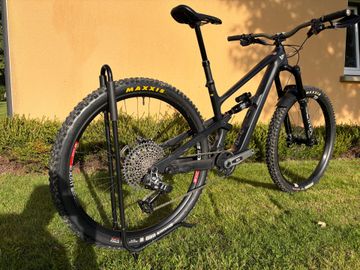 Used YT Industries Jeffsy CORE 4 29 2024 2024 Mountainbike, Black, 29 — image 2 of 3