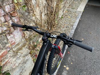 Used Trek Slash SRAM X01 Eagle 2023 Mountainbike, Black — image 4 of 6