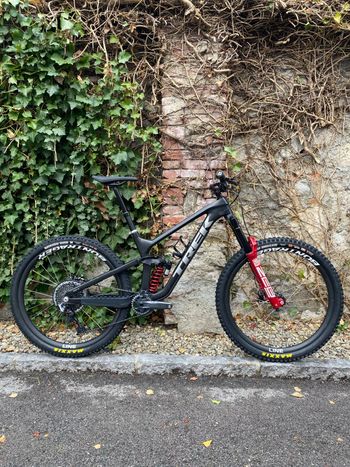 Used Trek Slash SRAM X01 Eagle 2023 MTB