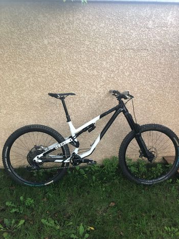 Used Commencal Meta AM 29 2021 MTB